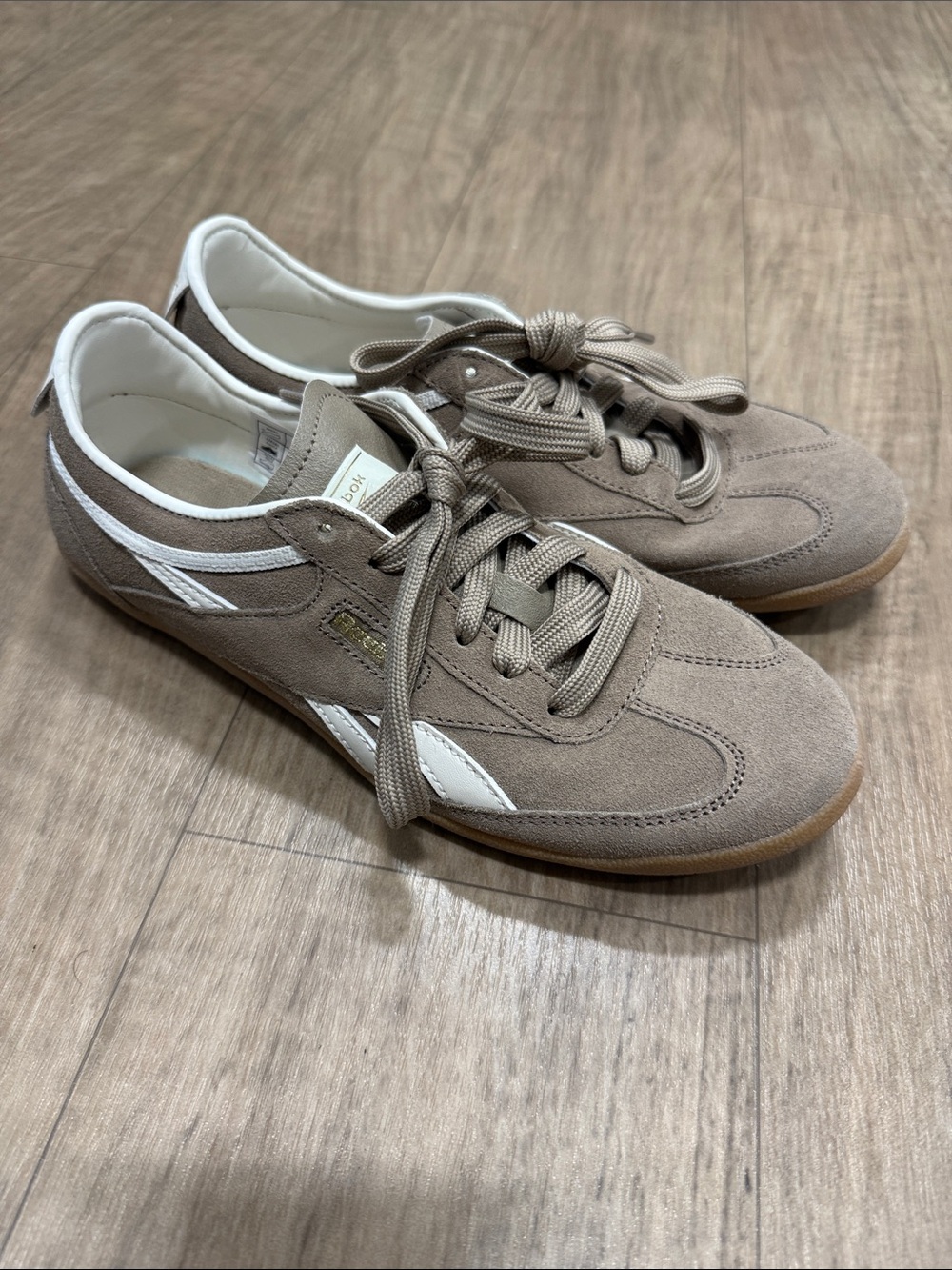 Women’s Reebok Ultra Lo Suede Casual Sneakers in Taupe with White Accents